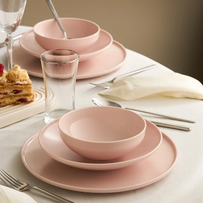 İstanbul Porselen Sara 18 Parça 6 Kişilik Yemek Takımı Pembe